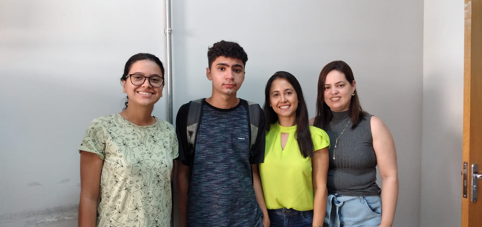 Da esquerda para direita: Maria Eugênia, Victor Hugo, Michelly e Paula Da esquerda para direita: Maria Eugênia, Victor Hugo, Michelly e Paula